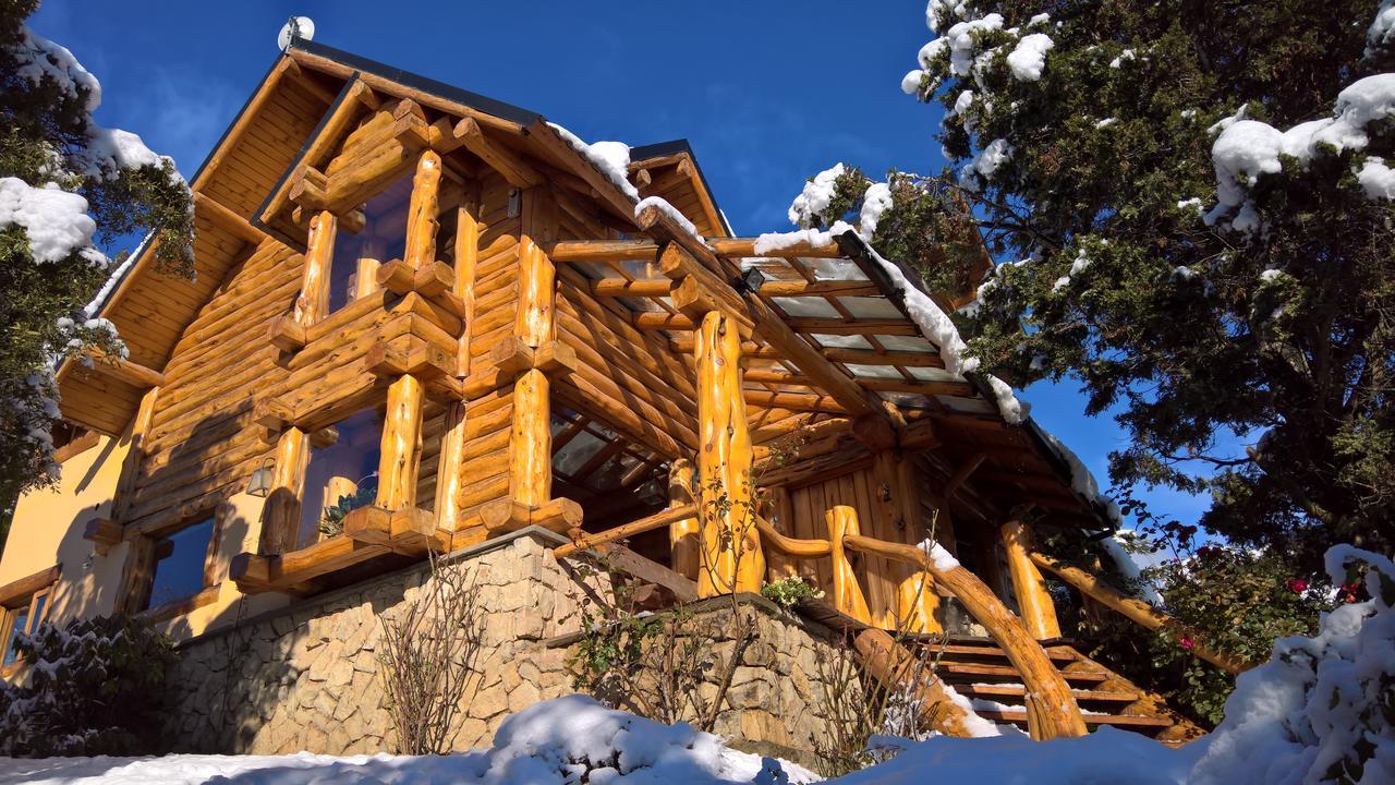 Chalet Blue Bird House *